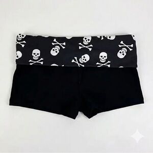 Black Skull Print Shorts